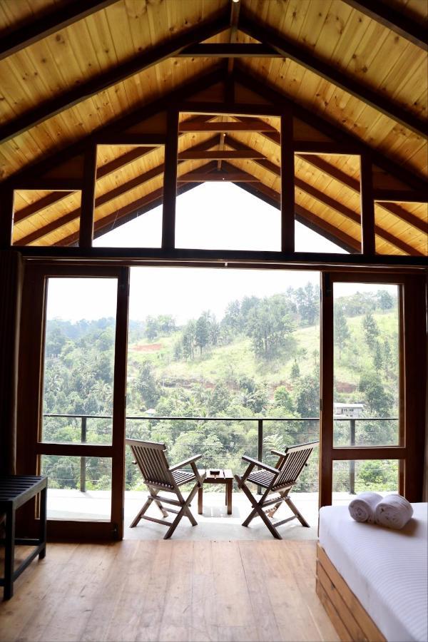 Riverbank Resort Gampola Eksteriør billede