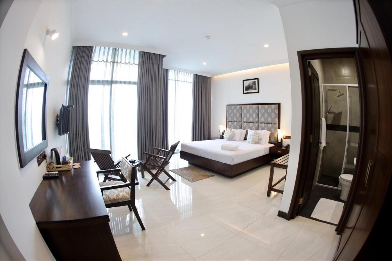 Riverbank Resort Gampola Eksteriør billede