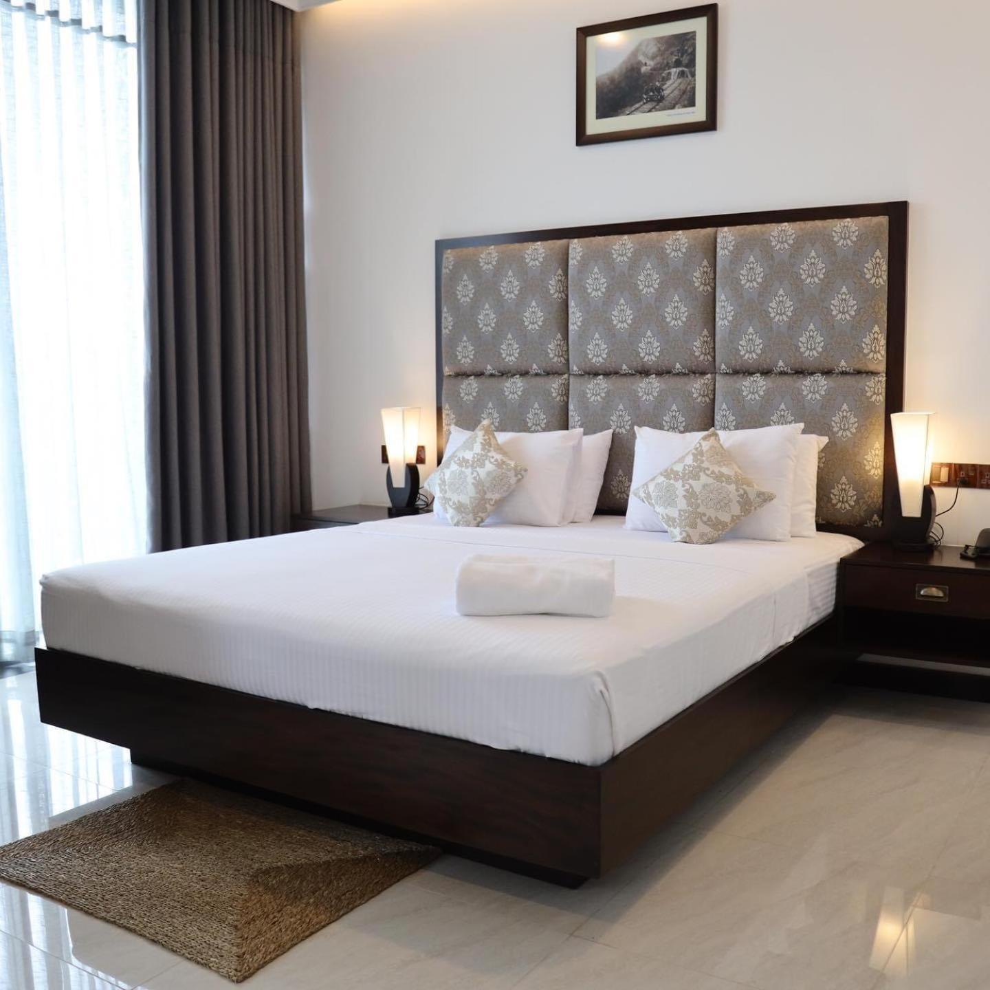 Riverbank Resort Gampola Eksteriør billede